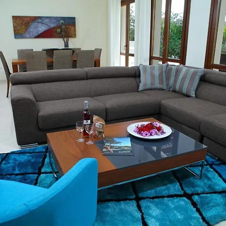 Villa Aphrodite Hills Superior Villas Superior 0341 Air Conditioning 4 Bedrooms *