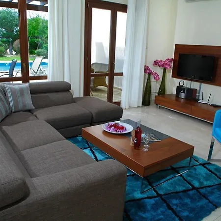Willa Aphrodite Hills Superior Villas Superior 0341 Air Conditioning 4 Bedrooms